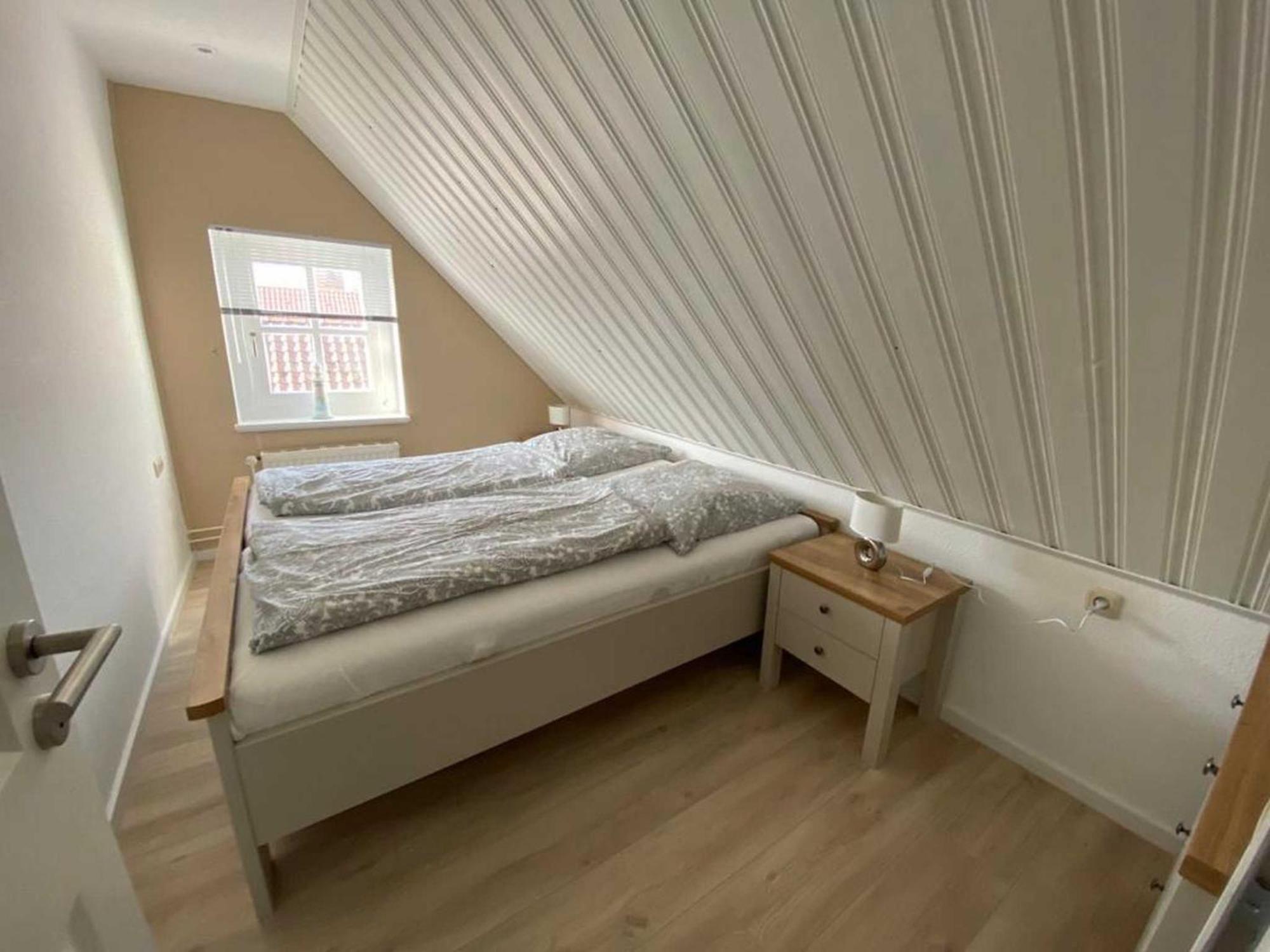 Ferienwohnungen Meerhuus_ 45229 Ditzum Room photo